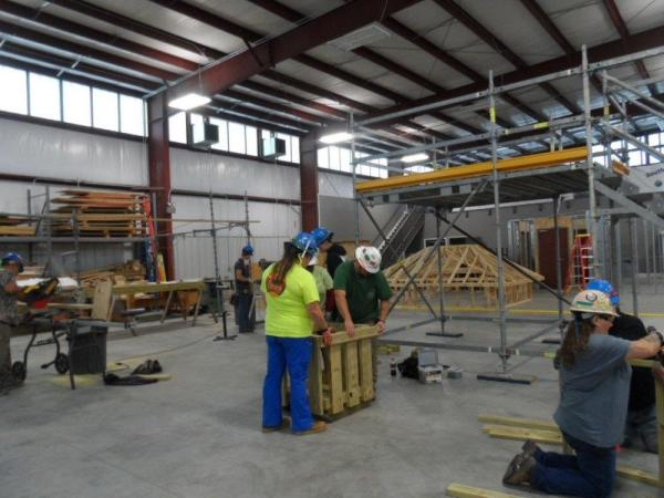 Local 256 Members Give Back